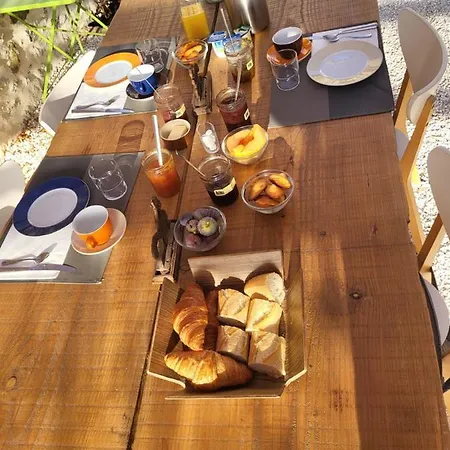 Bastide De La Madeleine * Pougnadoresse